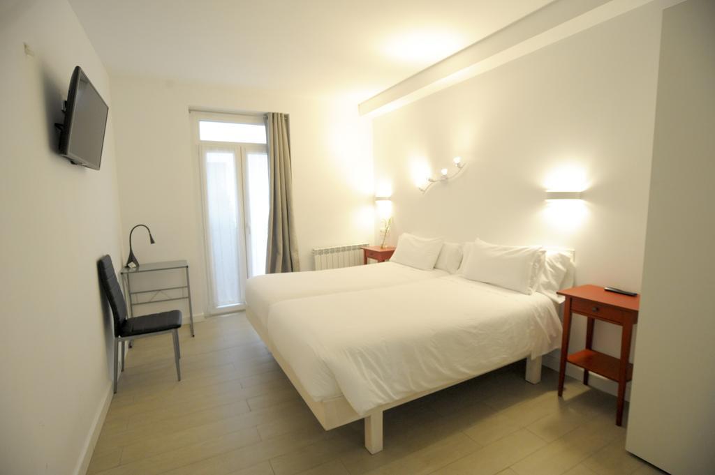 Artea Narrika Hotel San Sebastian Room photo